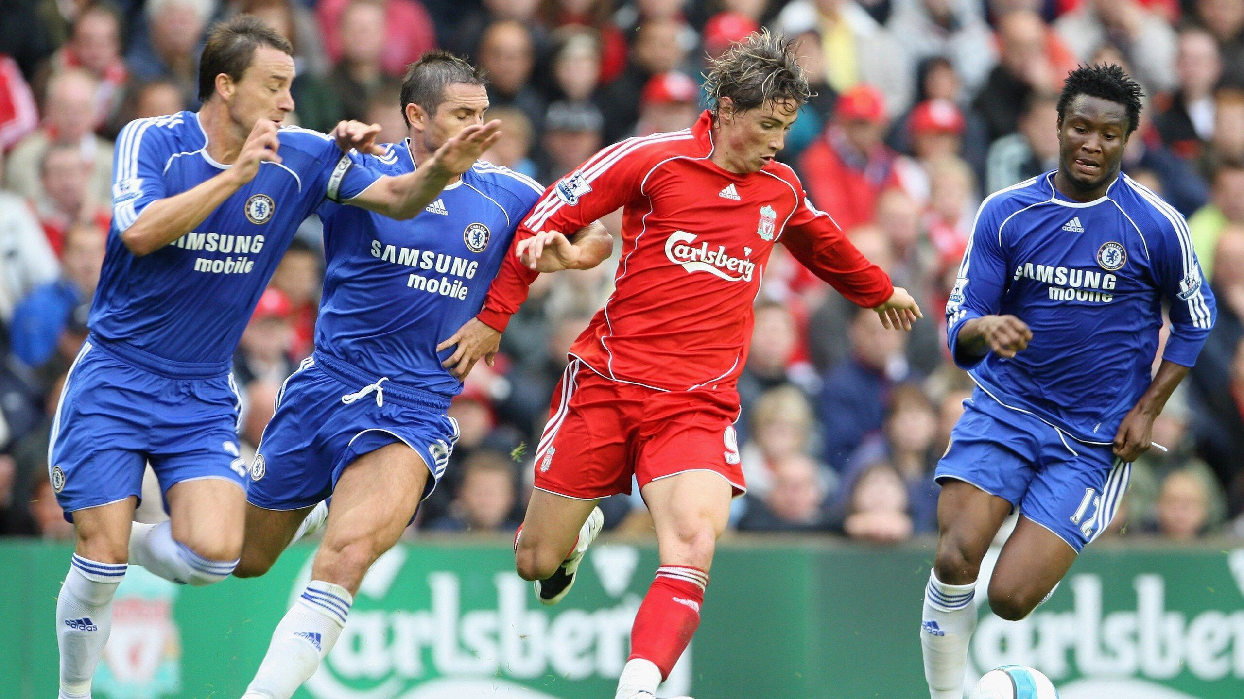 新西兰全黑队进攻套路多样，突破防线如行云流水，新西兰 all black